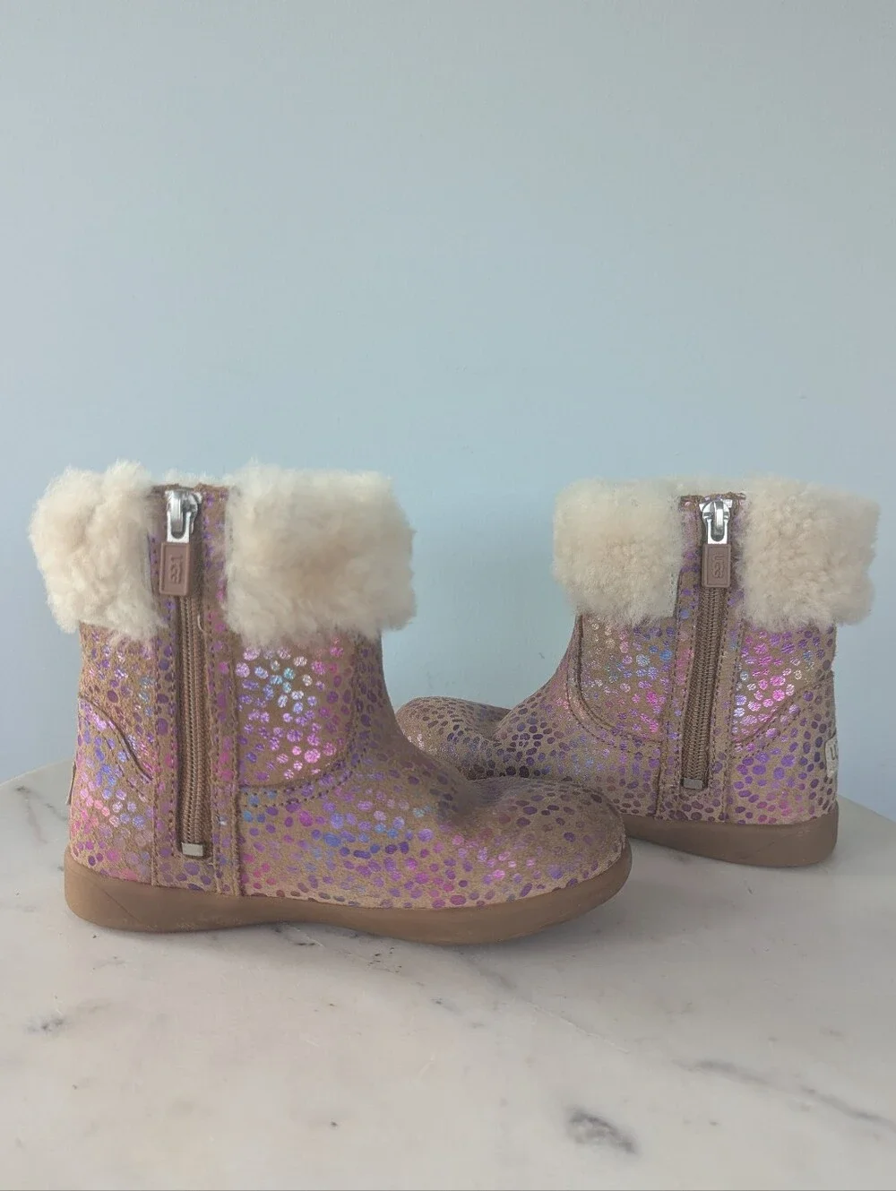 UGG Girls Jorie II Metallic Rainbow Dots Zipper Detail Winter Boots